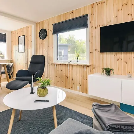 7 Person In * Hadsund