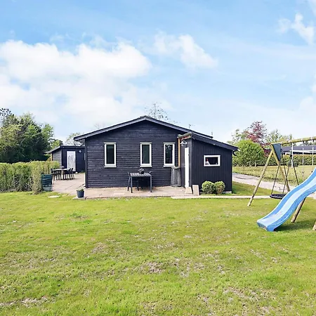 7 Person In * Hadsund